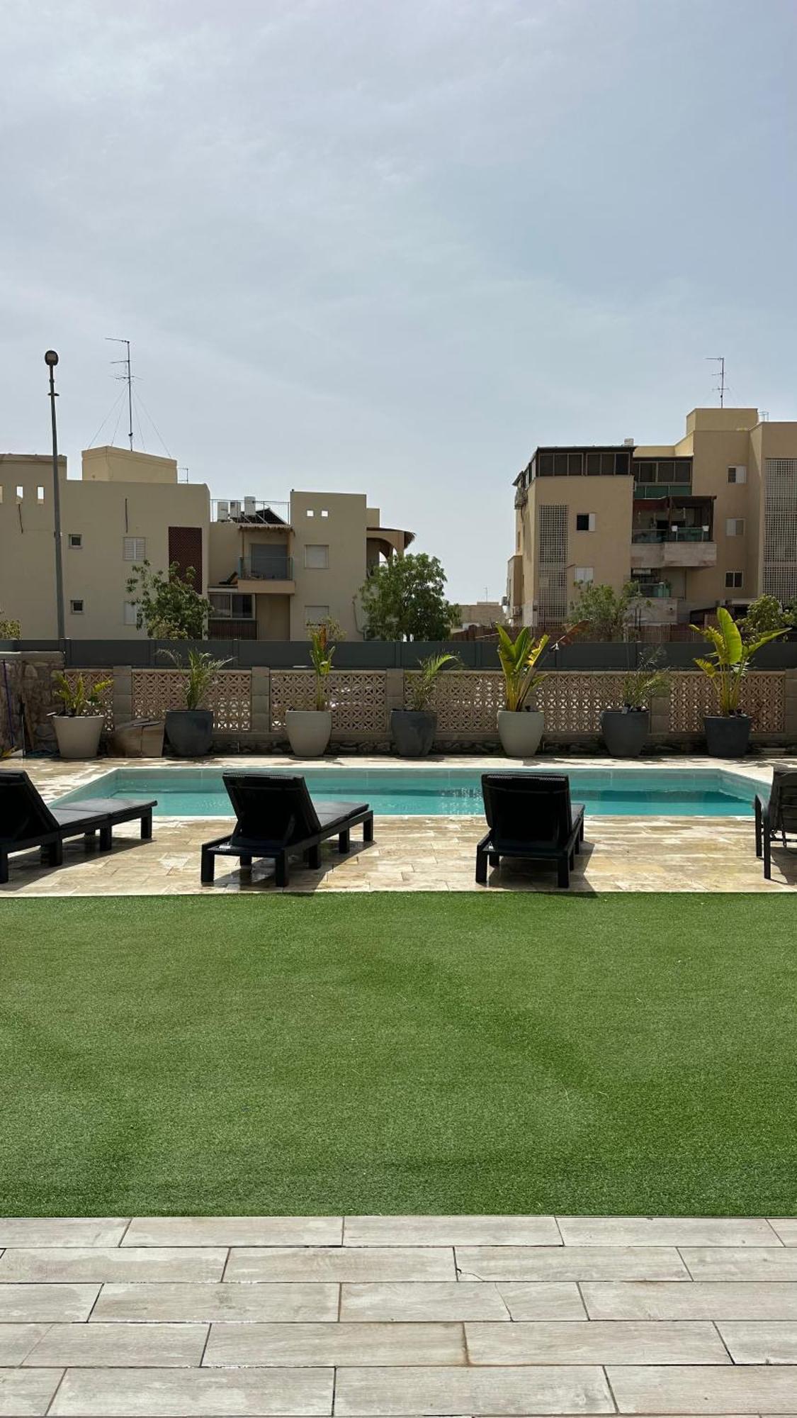 Appartamento Luxury Garden Floor Eilat Esterno foto
