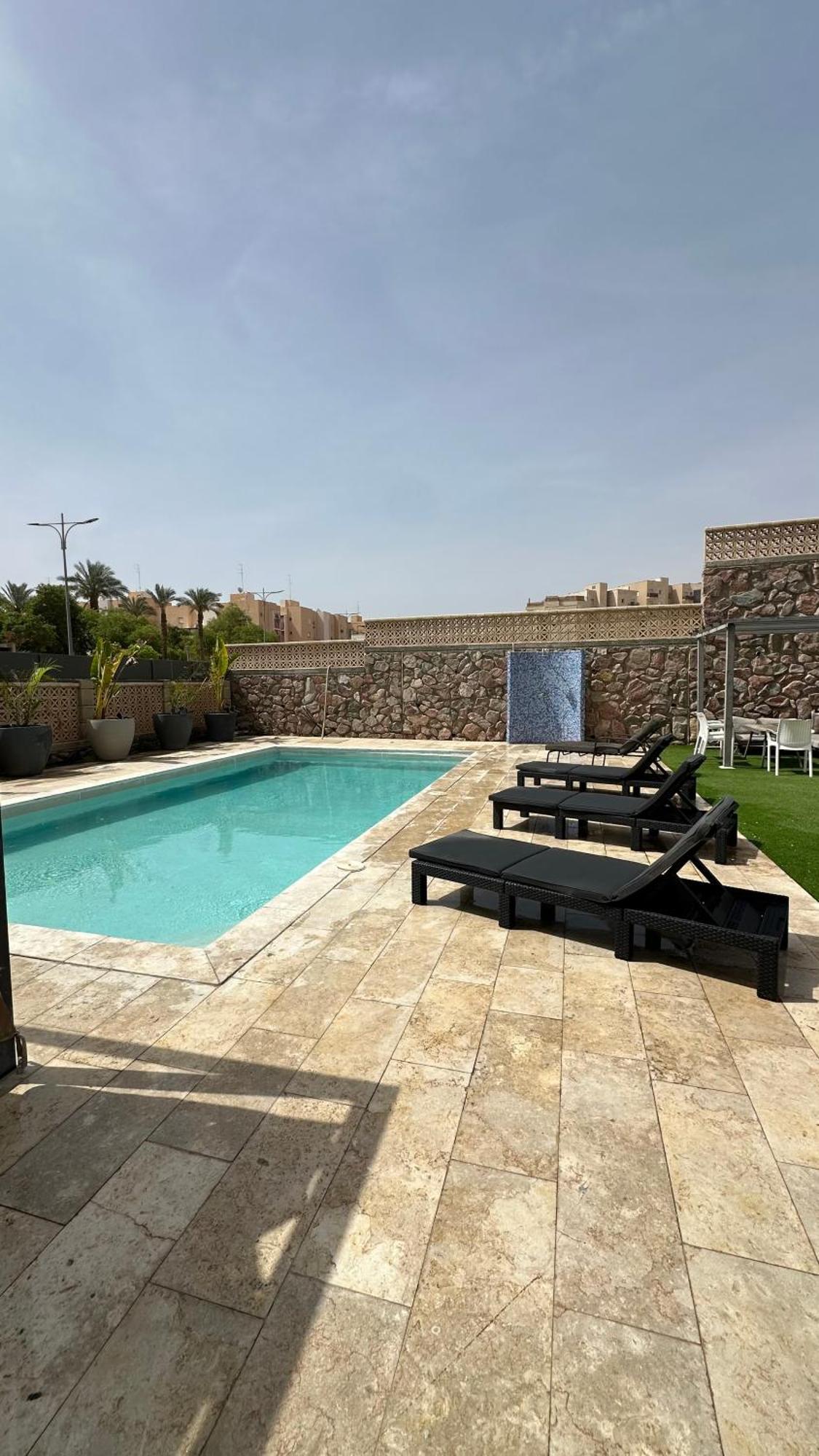Appartamento Luxury Garden Floor Eilat Esterno foto